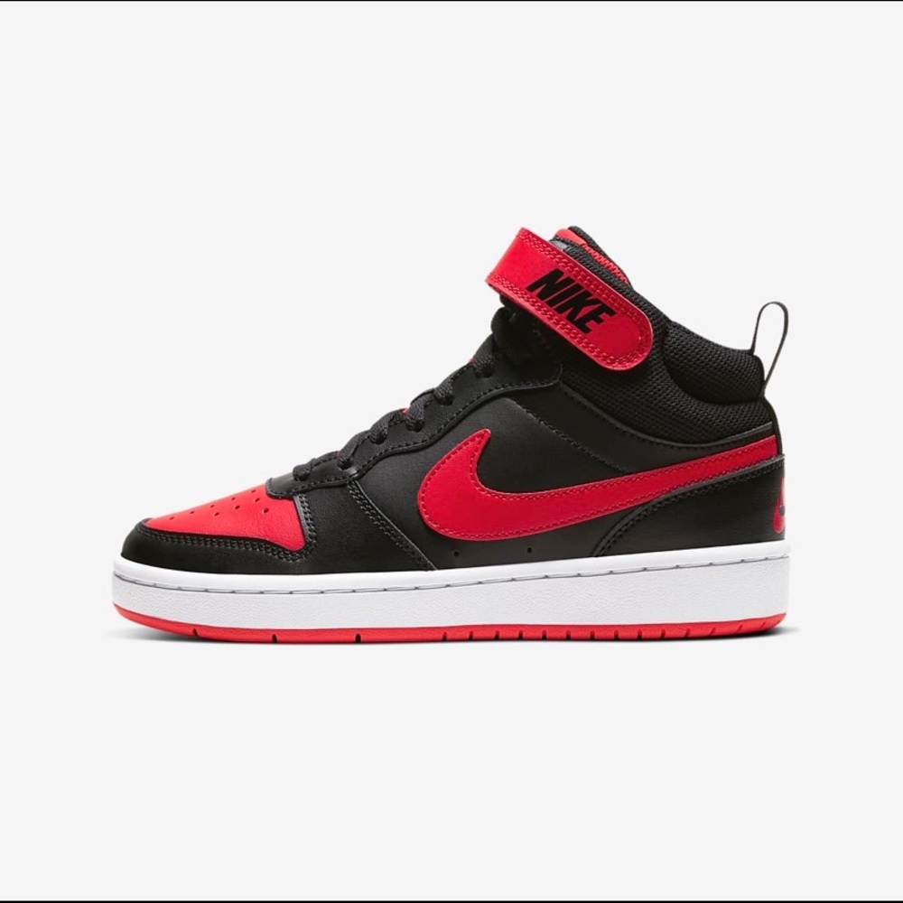 Boys Nike Court Borough Mid 2